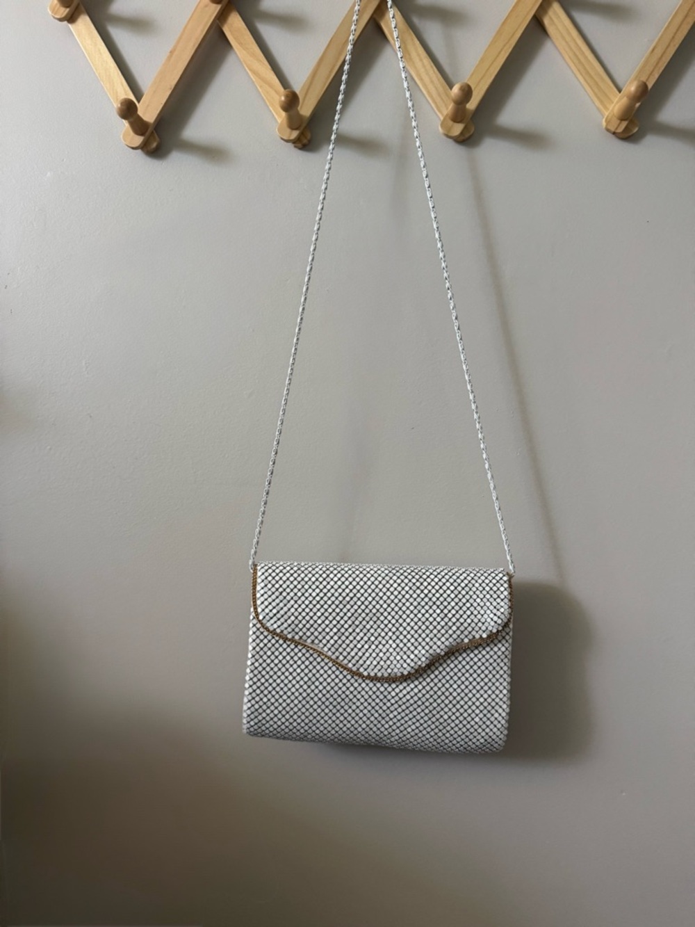 Vintage white metal clutch purse with chain